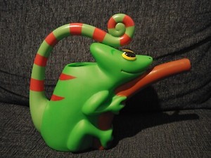 Melissa & Doug Chameleon Watering Can Bucket GREEN