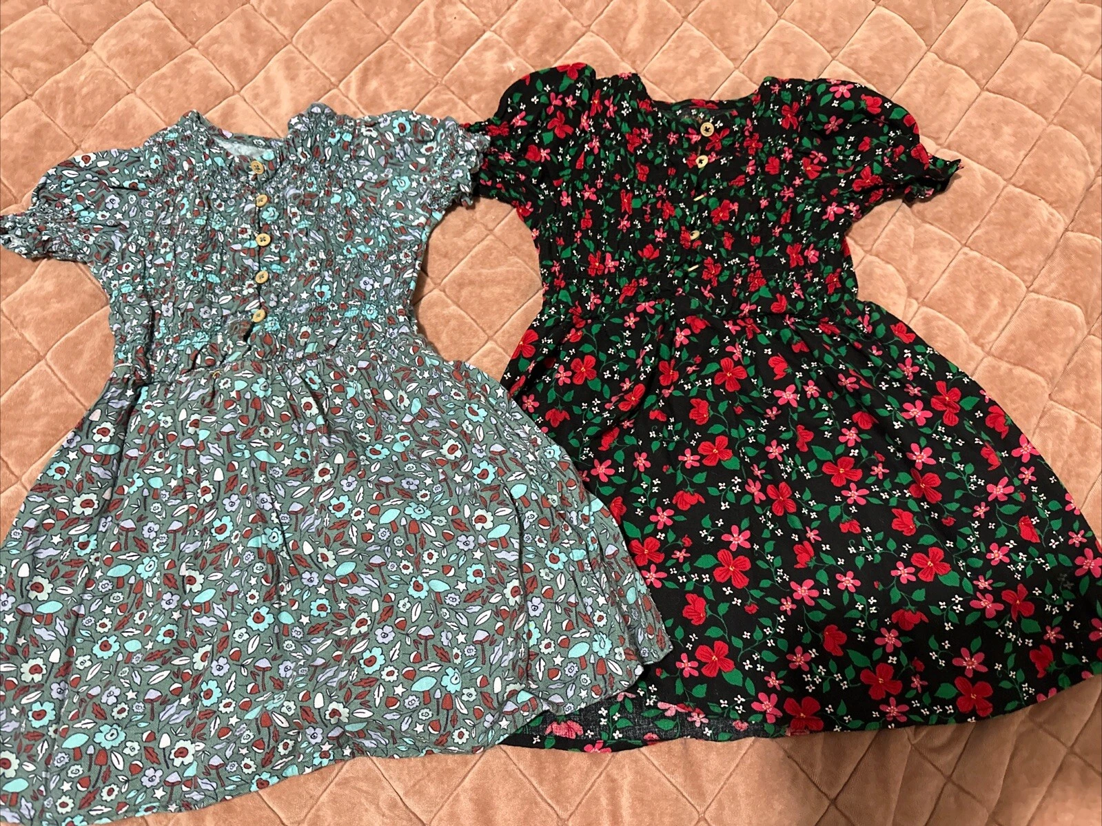 2 CAT & JACK GIRLS FLORAL DRESSES W/ POCKETS, Sz 4/5