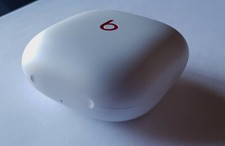 DEFECTIVE Original WHITE Beats CHARGING CASE for Beats Fit Pro Wireless Earbuds