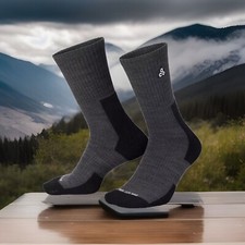 Nike ACG Everyday Cushioned Crew Socks Athracite Grey Black Sz 6-8 Men FB3341