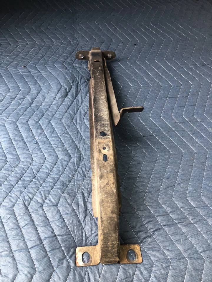 Pontiac GTO 1964 Lemans Tempest capó palanca de liberación núcleo soporte 64 Foto 3 de 3