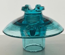 Great Looking CD 333 Prism/Emerald Embossed Glass Insulator