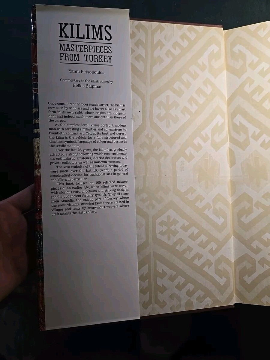 洋書 KILIMS MASTERPIECES FROM TURKEY Kilims : Masterpieces of Turkey Hardcover Yanni, Rizzoli