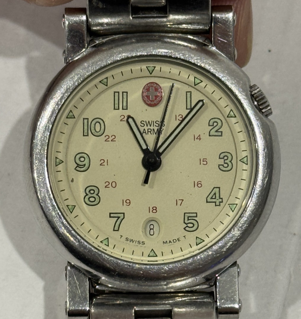 Vintage Rare Victorinox Swiss Army Delta 29mm Women Watch w  display picture 3