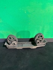 2001-2005 LEXUS IS300 EXHAUST HANGER BRACKET SUPPORT 17509-74230 OEM