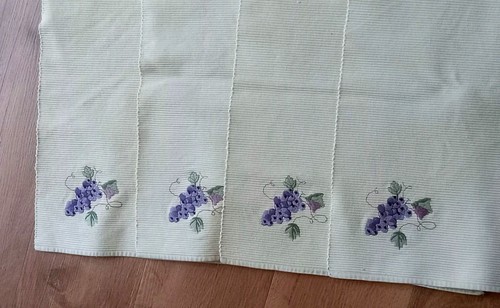 PLACMATS ~set 4 EMBROIDERED GRAPES CLUSTERS 20"X 13.5" 100% Cotton,Ridged - Picture 13 of 13