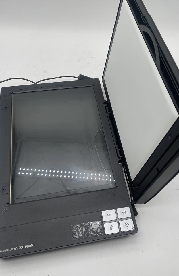 Epson Perfection V300 Photo Flatbed Scanner - Boxed - Untested But Powers On - Image 3 of 4
