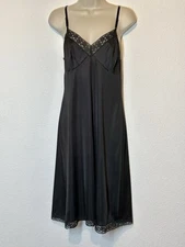 Vanity Fair Womens 36 L Nylon Black Full Slip Dress Lace Coquette Feminine USA