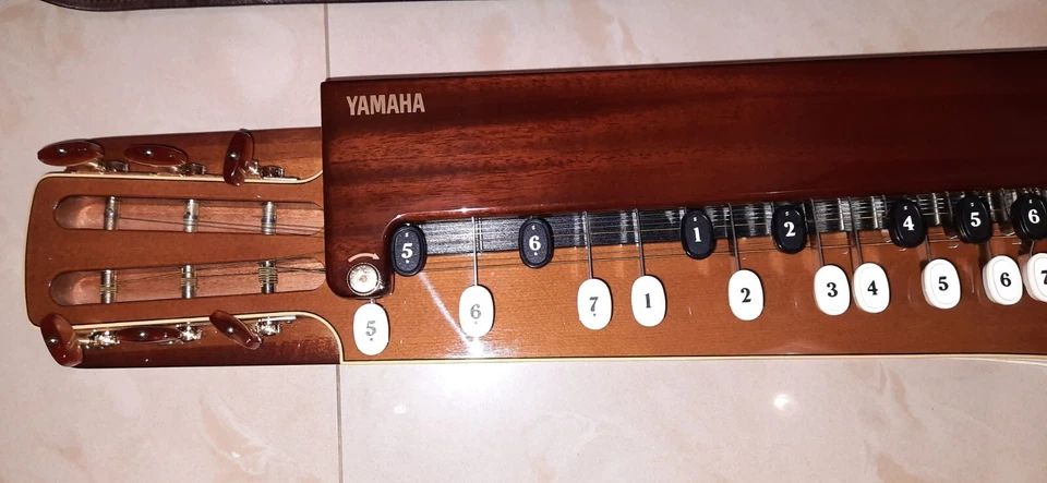 Gift Ideas: YAMAHA TH-20ME Award Winning Design Electric Taishogoto (#04) - Image 3 of 4