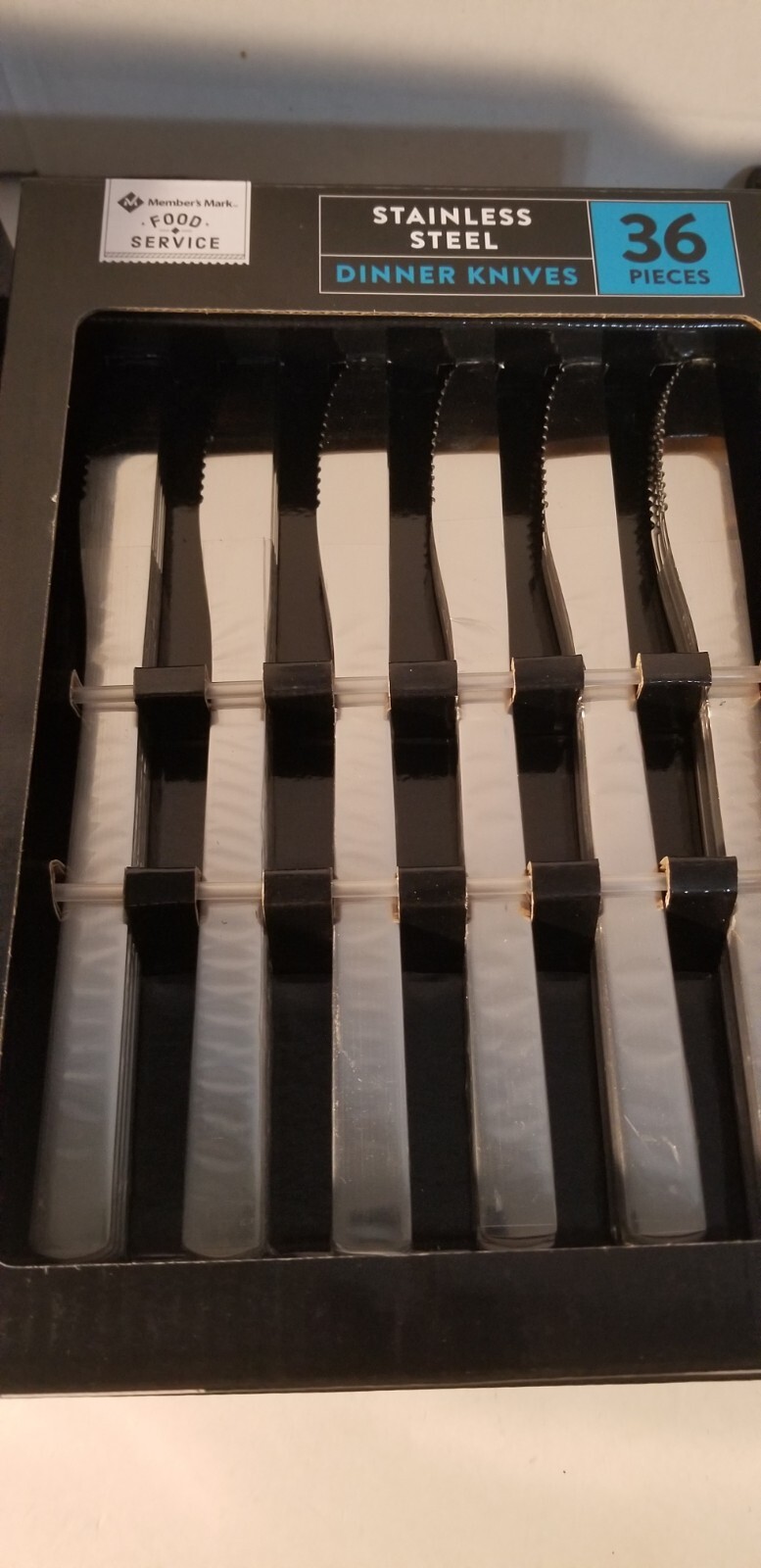 WINDSOR STAINLESS DINNER KNIVES 36 EACH FOOD SERVICE QUALITY *FACTORY SEALED*