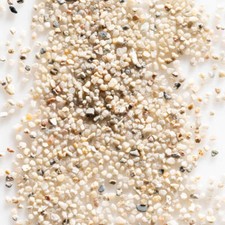 feuergetrockneter Quarzsand in beige verschiedenen Körnungen