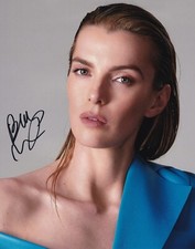 Betty Gilpin signed autograph 20x25cm GLOW in person autograph COA