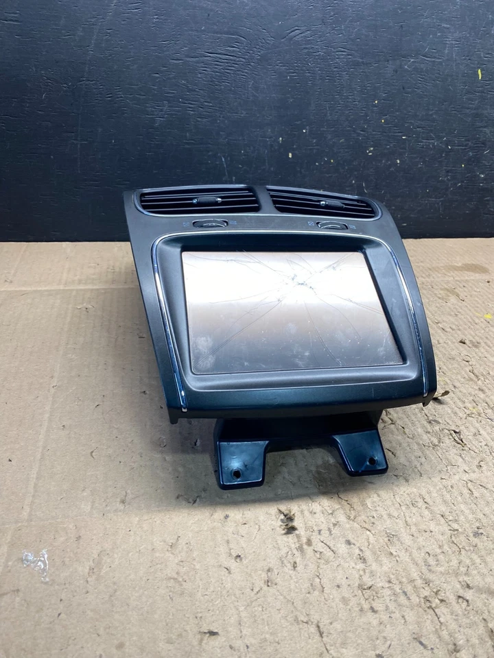 Crack Screen 2011-2019 Dodge Journey 8.4 Radio Display Screen Air Vents N0381 DG - Image 3 of 4