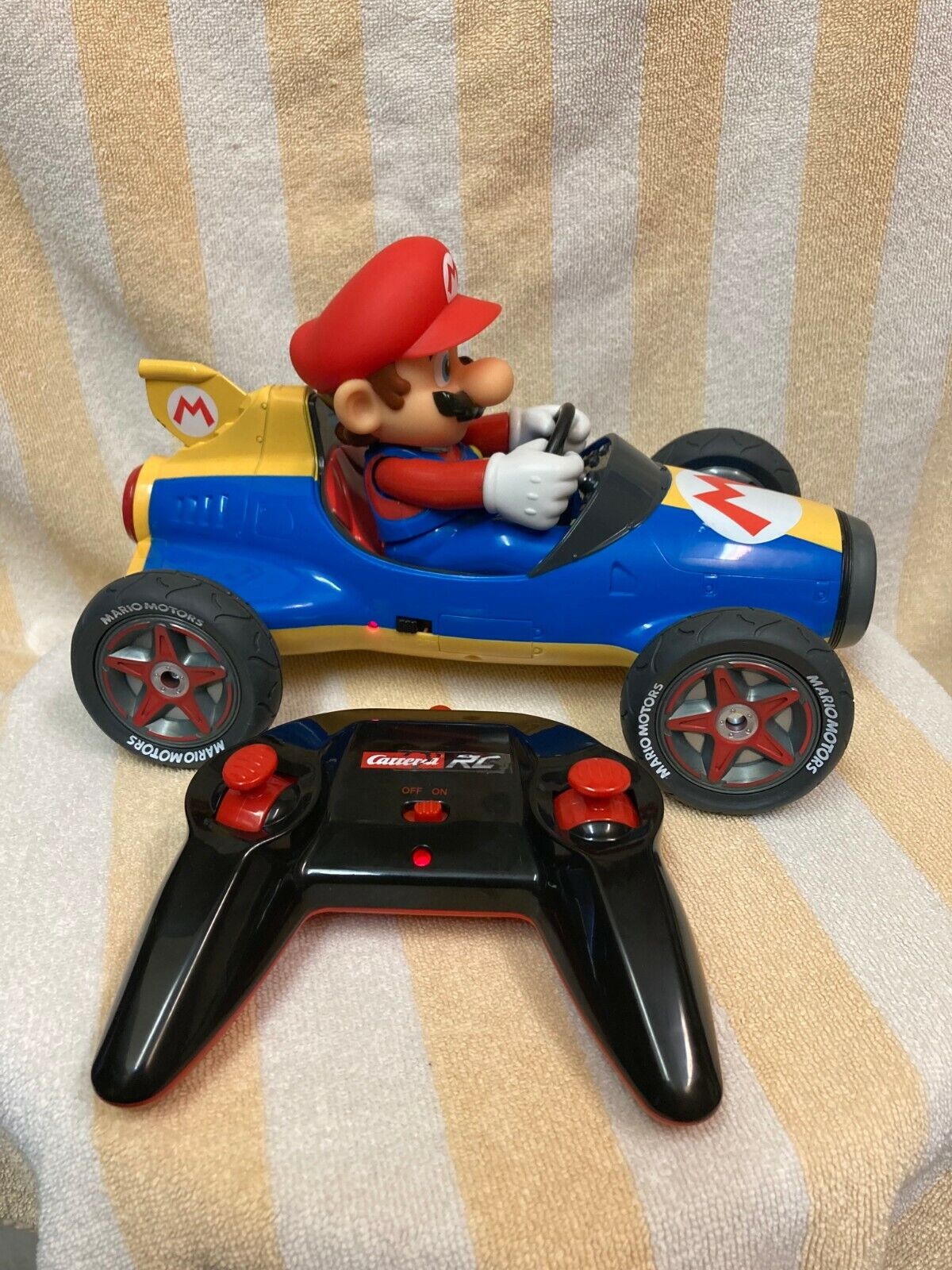 Carrera Nintendo Mario Motors Mario Kart Remote Control. Mario Car & RC Remote C