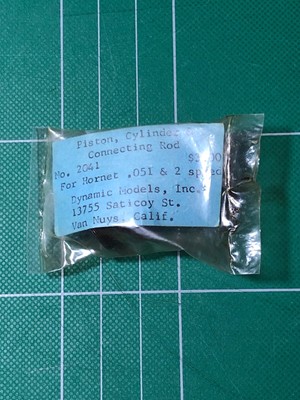 Dynamic Models Piston Cylinder Connecting Rod for Hornet .051 #2041 - NOS