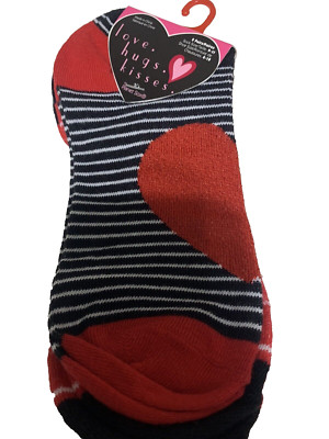Valentine Socks Two Pair Package Two Design New w/tags size 9-11 Love/Hugs/Kiss
