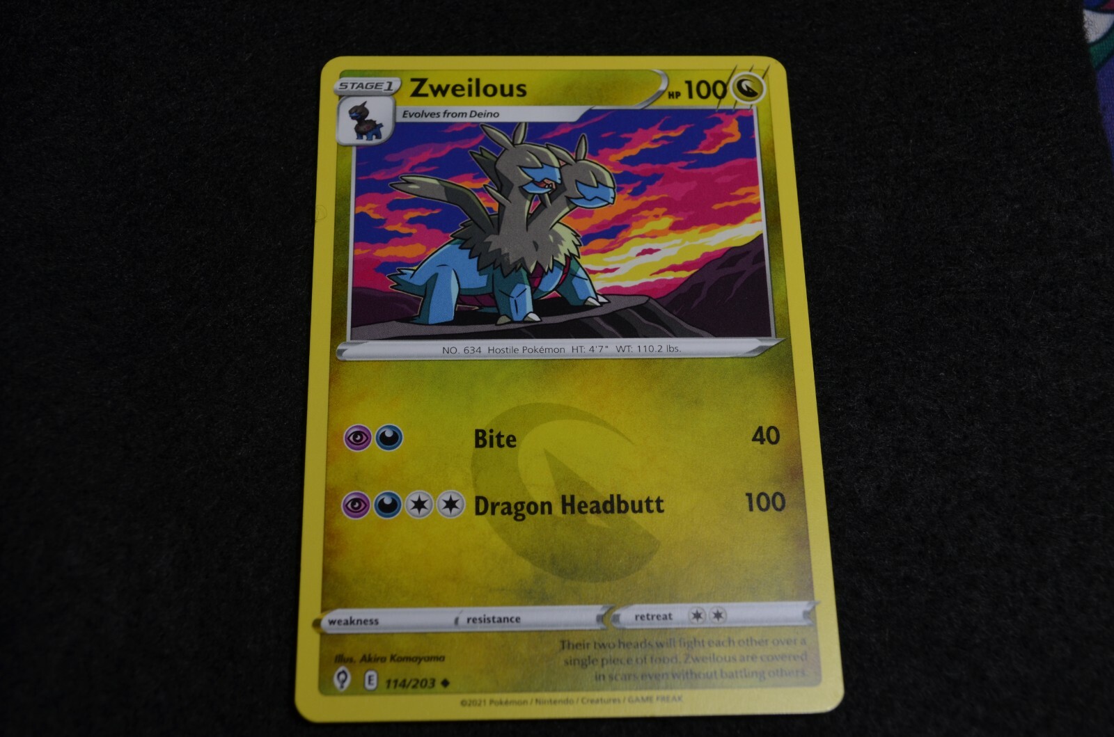 POKEMON ZWEILOUS EVOLVING SKIES 114/203 NM/Mint PACK FRESH
