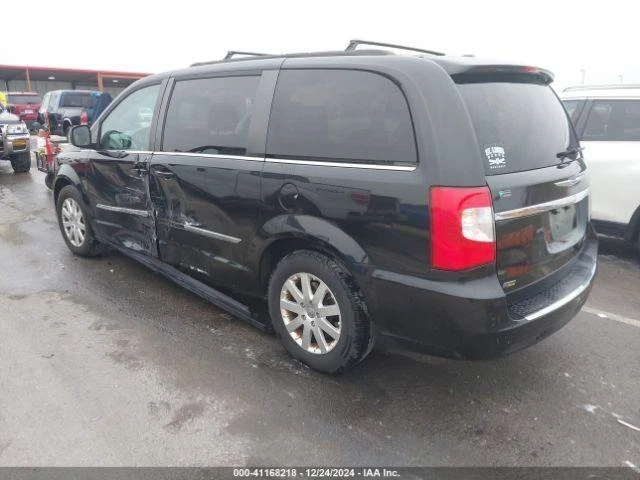 Used Front Right Door Assembly Front fits: 2016 Chrysler Town & country electric Foto 4 de 4