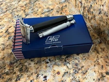 Fatip OC Slant Razor (with 2 Fatip handles)
