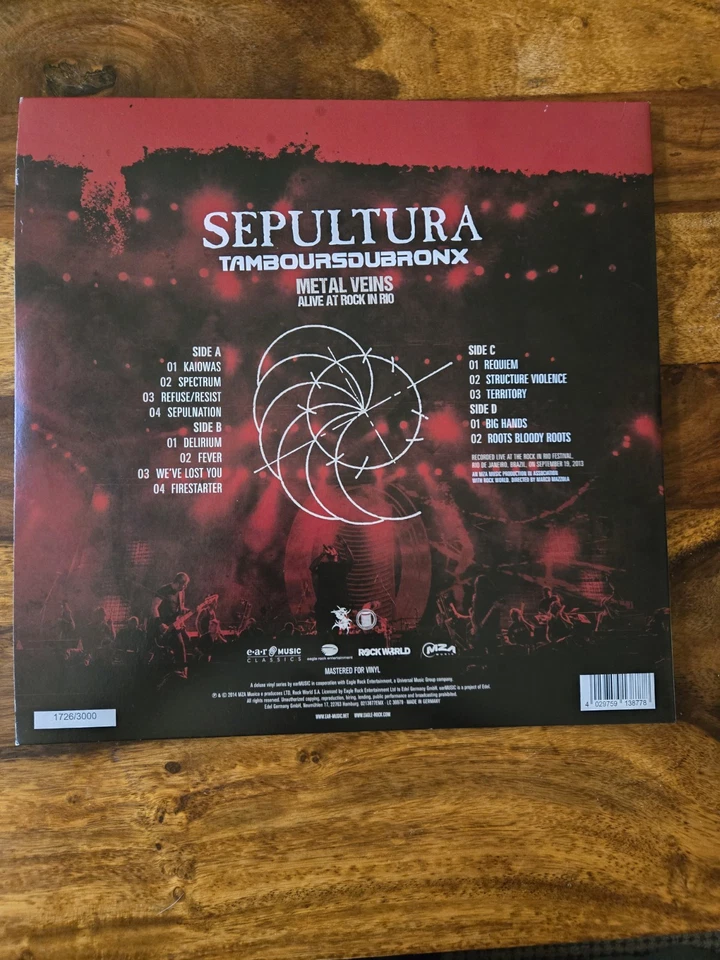 SEPULTURA - Metal Veins - Alive at Rock in Rio 2LP - Red - White Limited Edition - Bild 2 von 4