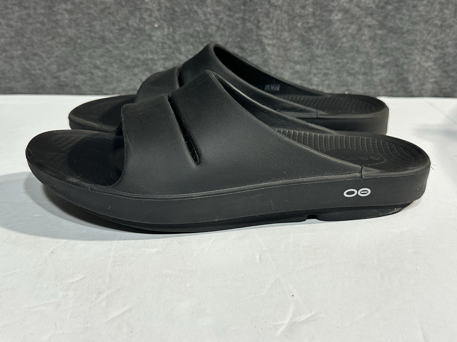 OOFOS OOahh Recovery Slide Sandal Black Men's 10 Women's 12