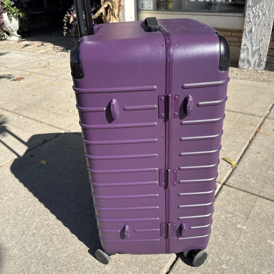 Maleta rígida Solgaard 28” para equipaje ciruela giratoria TSA bloqueo insertar maleta Foto 3 de 4