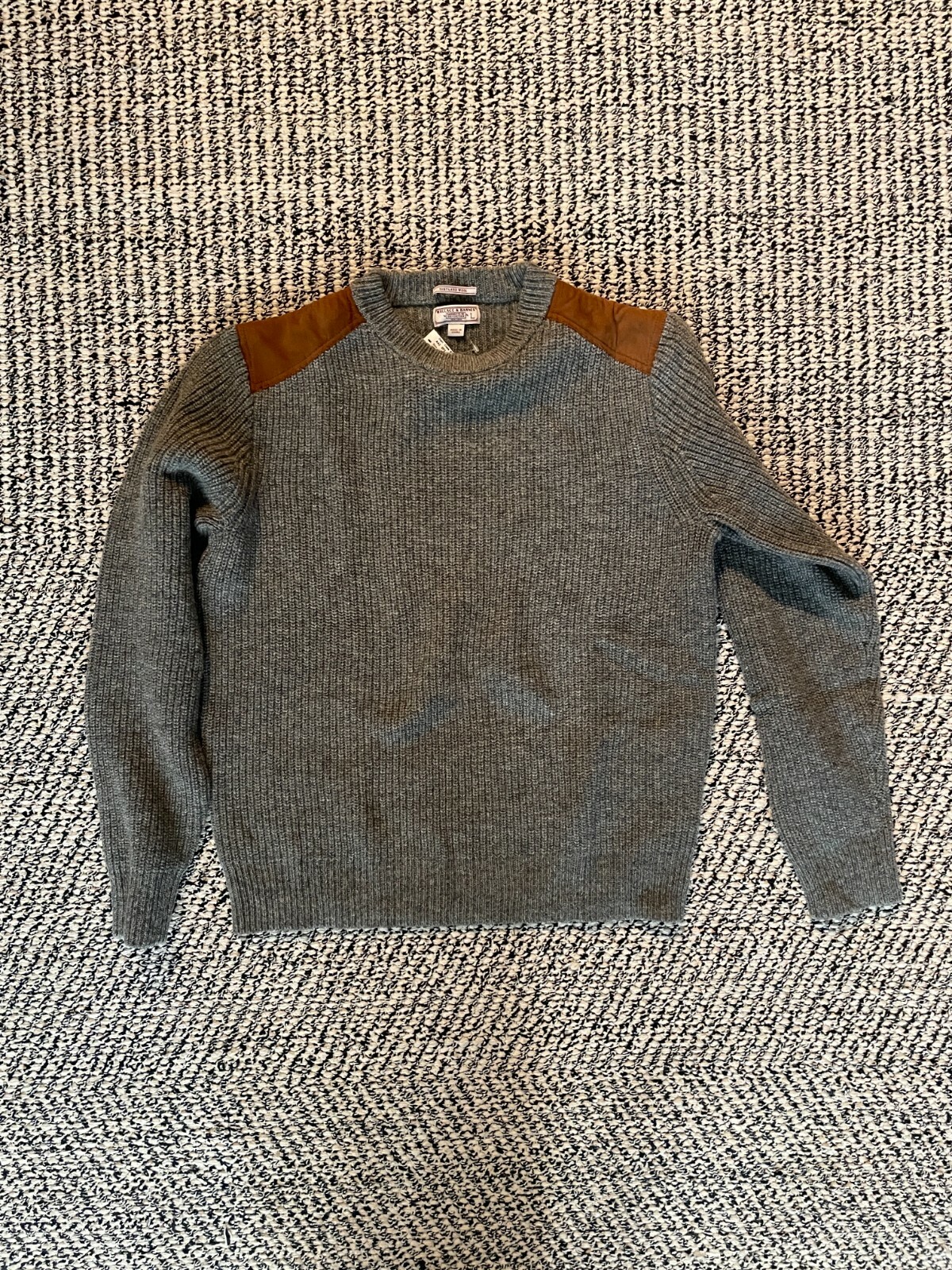 Picture 1 of 4