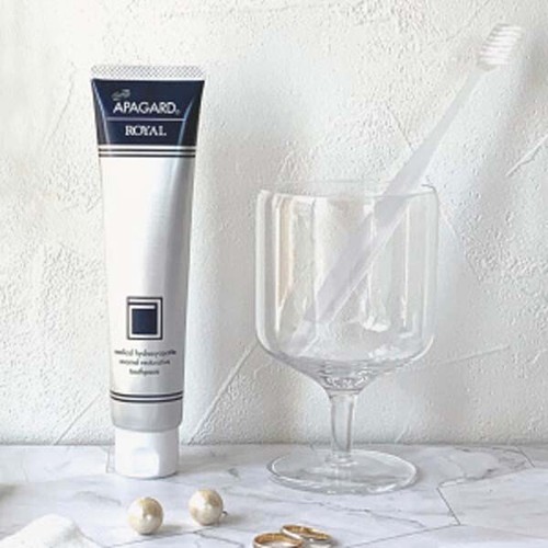 APAGARD ROYAL Toothpaste Restorative Anticaries Whitening 135g Japan eBay