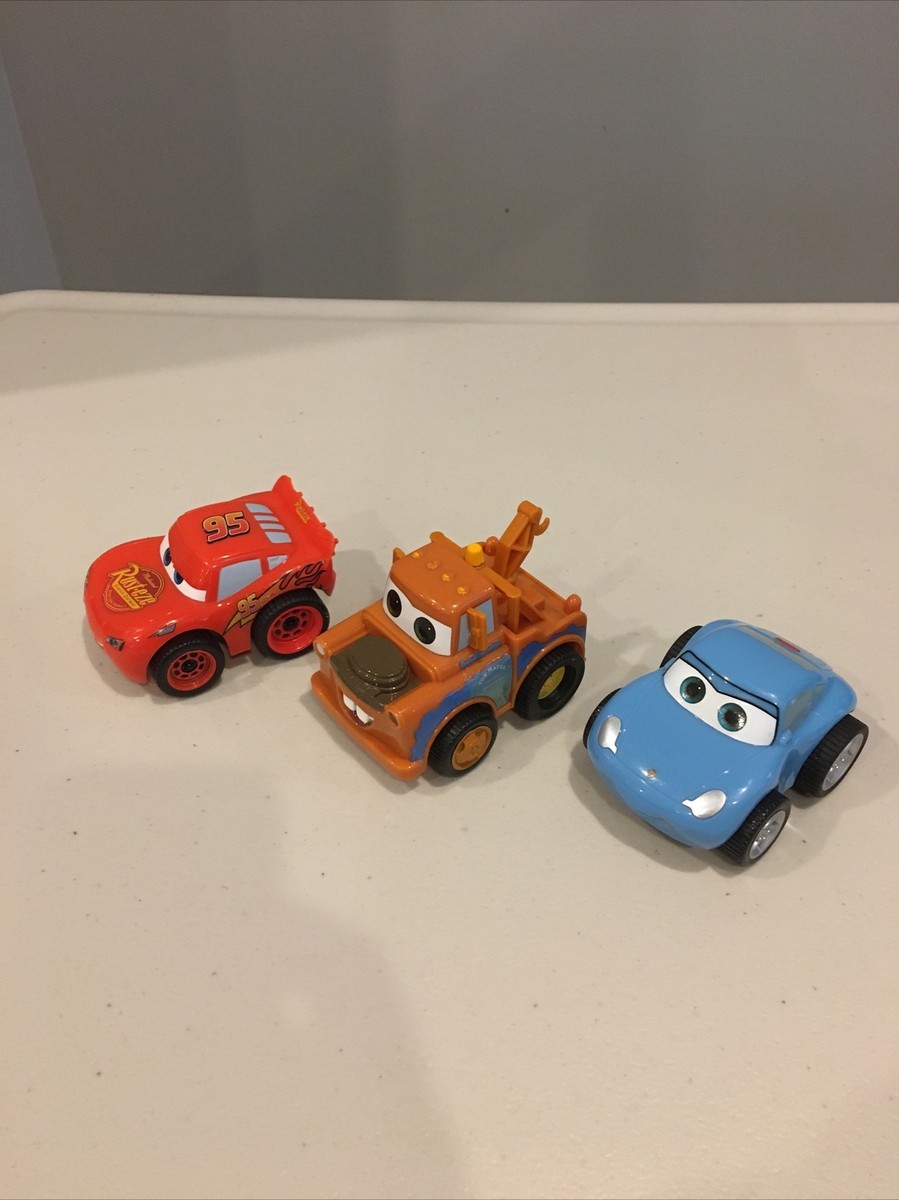 Disney Pixar Cars Lightning McQueen - Pull Back N' Go Racer