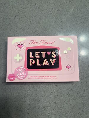 Too Faced LET'S PLAY On-the-Fly Eye Shadow Palette Bubble Gum Scented