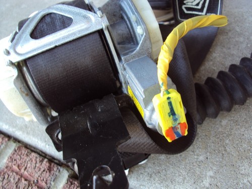 2011 2012 2013 2014 HYUNDAI SONATA FRONT RIGHT SEAT BELT PASSENGER SIDE RH SRS - Picture 4 of 4