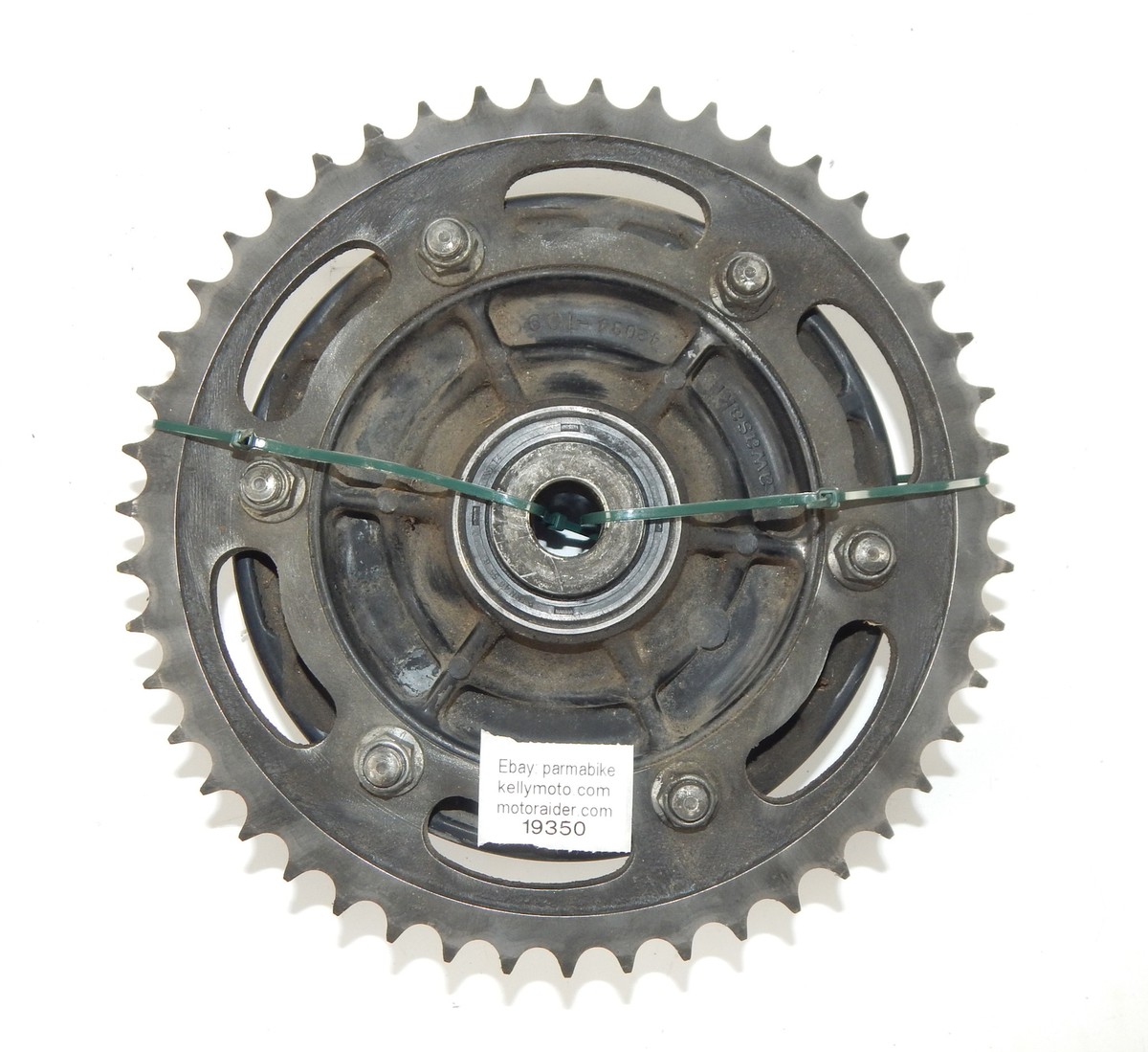 JUN 1989 KAWASAKI ZX 750 NINJA REAR WHEEL CUSHION PLATE CARRIER