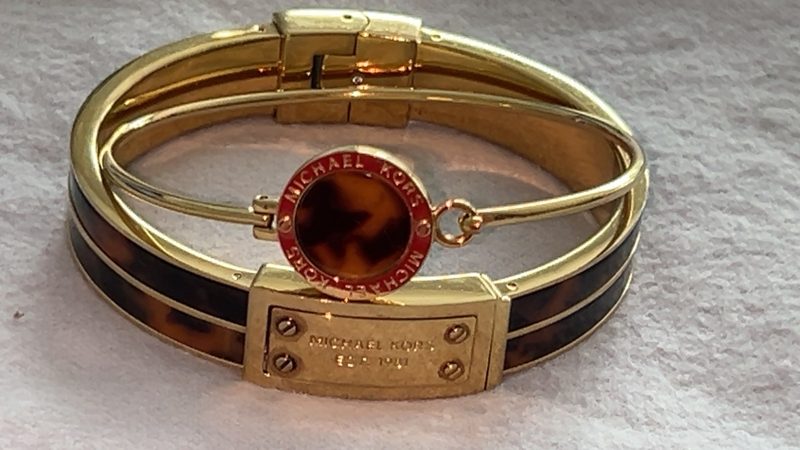 Michael Kors Gold-Tone Tortoise Logo Plaque Bangle 2-Pack