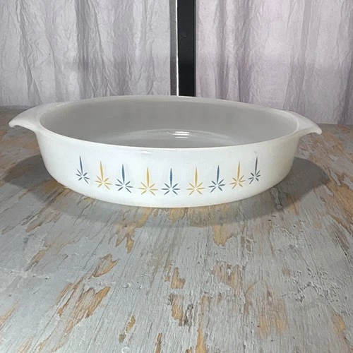 Anchor Hocking Fire King Candle Glow 9" Round Milk Glass Casserole Dish Vintage