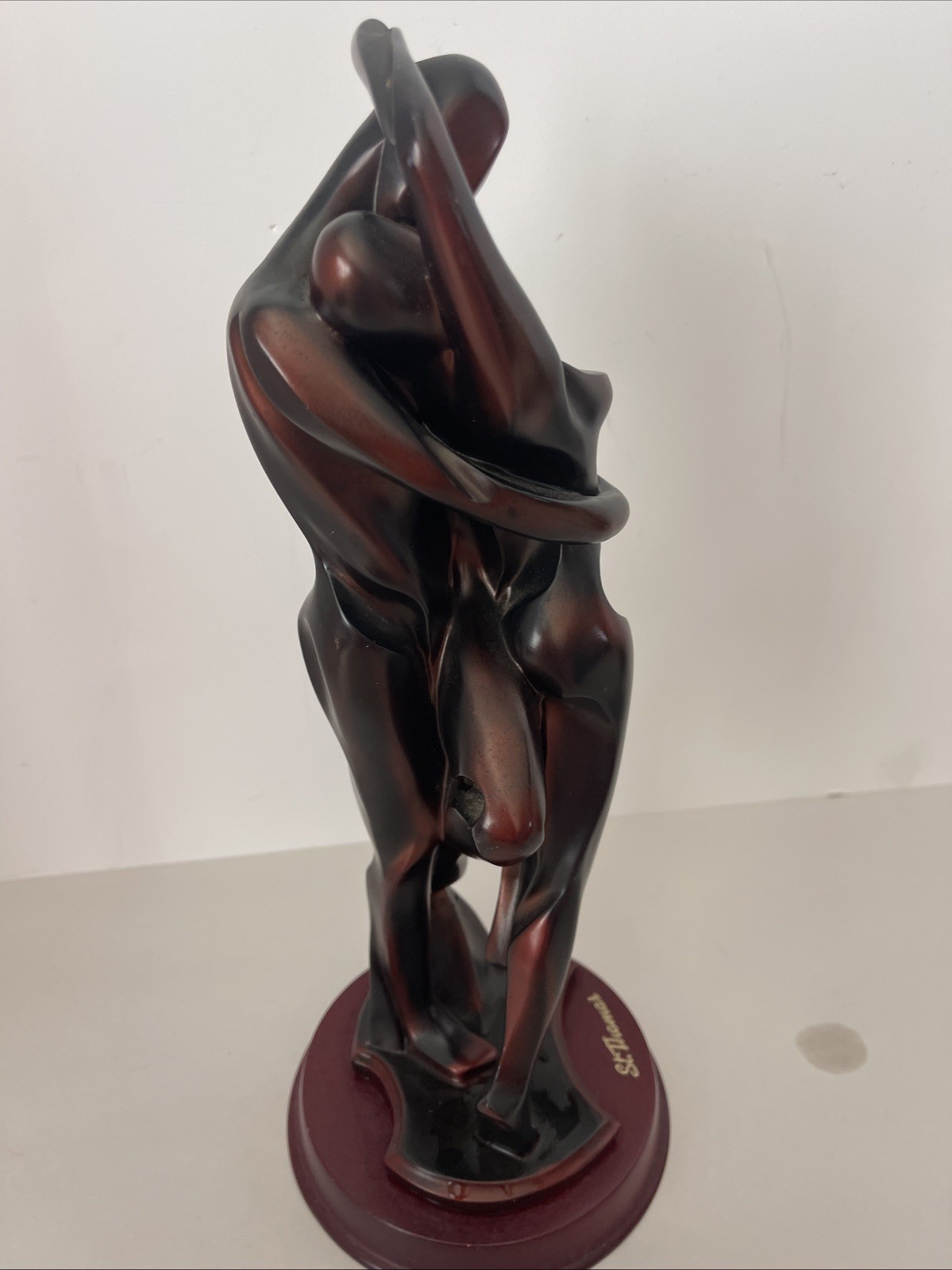 Herco Embracing Couple Dancing Art Sculpture Figurine Resin 12.5” St. Thomas