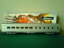 Athearn Streamlined HO SL Diner Santa Fe (268) item No.1791