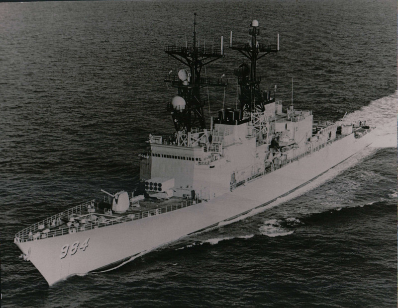 USS Leftwich DD 984 - B & W photograph approx. size approx. 9 1.2 " x 7 1/2 "