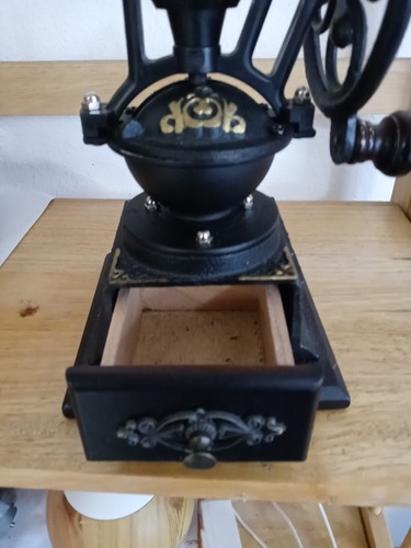 Evelyne GMT-10012 Burr Manual Coffee Grinder Coffee Bean Mill - Picture 2 of 3