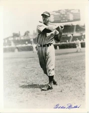 Eddie Miller Cincinnati Reds Signed/Autographed 8x10 Photo JSA 143204