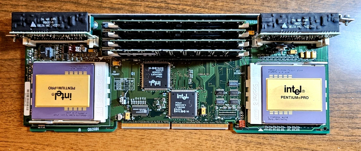 Intel Pentium Pro CPU 2個セット Dual Pentium Pro 200Mhz DUAL CPU BOARD for vintage HP Compaq