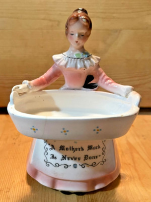 Enesco Kitchen Prayer Lady Soap Scour Pad Holder A Mothers Work Is Never Done