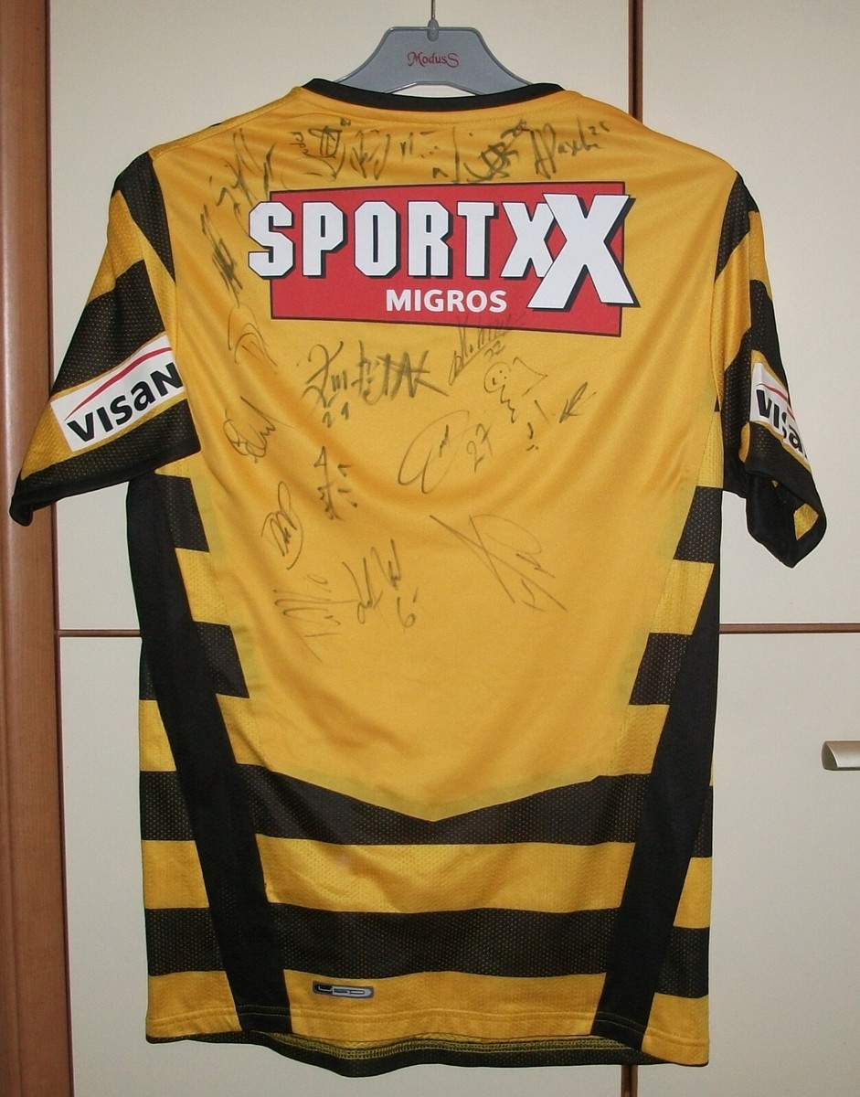 BSC Young Boys 2008 2009 Home football shirt jersey signed Puma