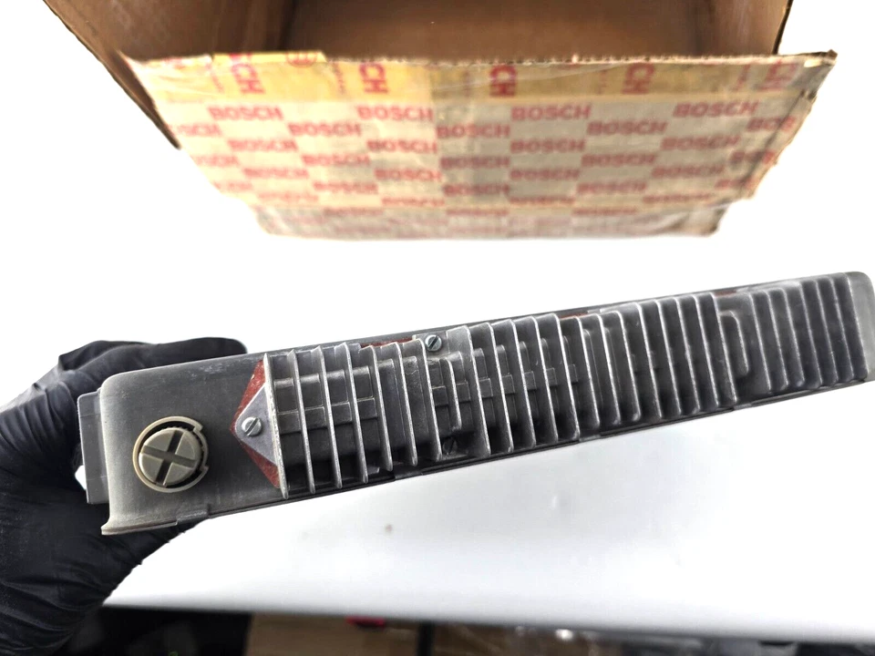 Nuevo de Lote Antiguo Bosch Volvo 1800ES Motor Computadora ECU ECM 0280000034 145 140 Jetronic Foto 3 de 4