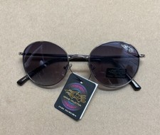 NWT Retro Rewind Round Metal Sunglasses Womens Silver Gray Lens