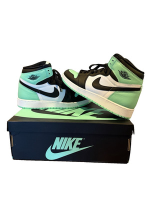 Nike Air Jordan 1 Retro High Mint Green White Black FD1437 130 Youth 7Y NIB