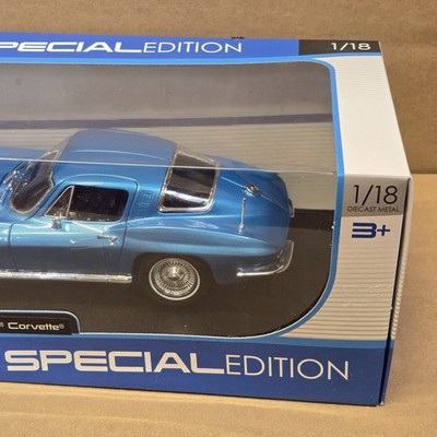 Maisto 1965 Corvette 1:18 Diecast Model Car Special Edition Blue