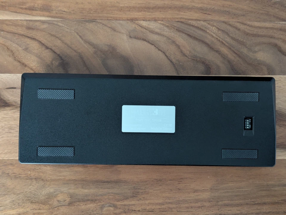 Vortex Pok3r Mechanical Keyboard - UK ISO - Cherry MX Blue - Image 3 of 4