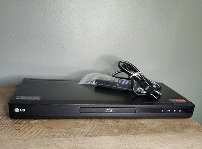 LG BD640 Netflix Blu-Ray (BD) Disc/DVD Player  With Remote. 