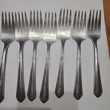 WM. A. Rogers A1 Plus Oneida LTD. Silverplate  Set of 7 Salad/Dessert Forks