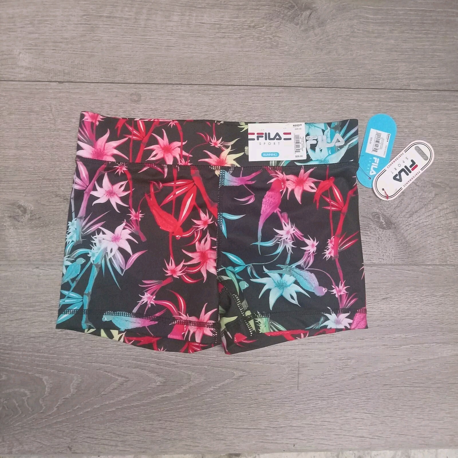 Pantaloncini da corsa colorati Fila Birdtoss XS elasticizzati nuovi con etichette prezzo consigliato dal produttore $28